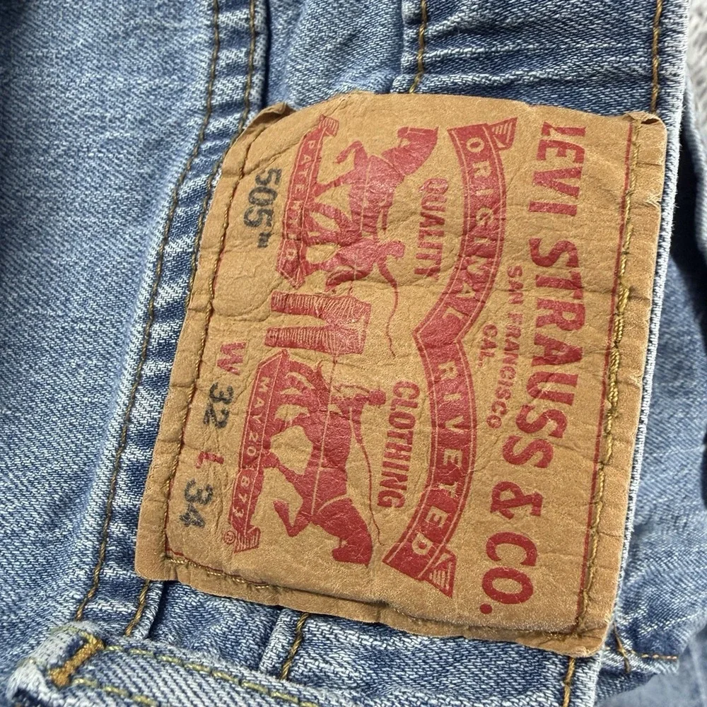 VINTAGE Levi 505 Jeans Mens 32x34 (Fits 30x30) Straight Leg Light Wash Stretch